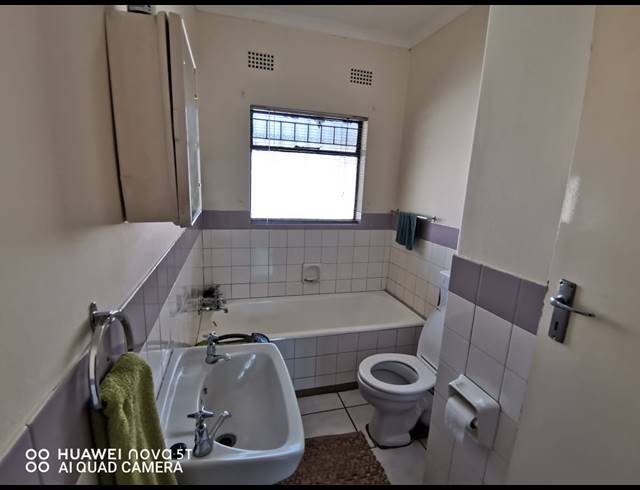 4 BEDROOM HOUSE FOR SALE IN BIRCH ACRES
